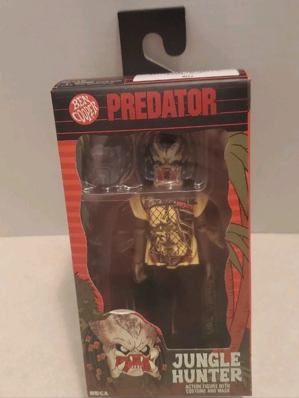 Predator Jungle Hunter Action Figure - Yellow/Black